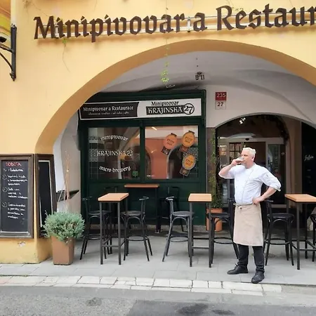 Krajinska 27 *